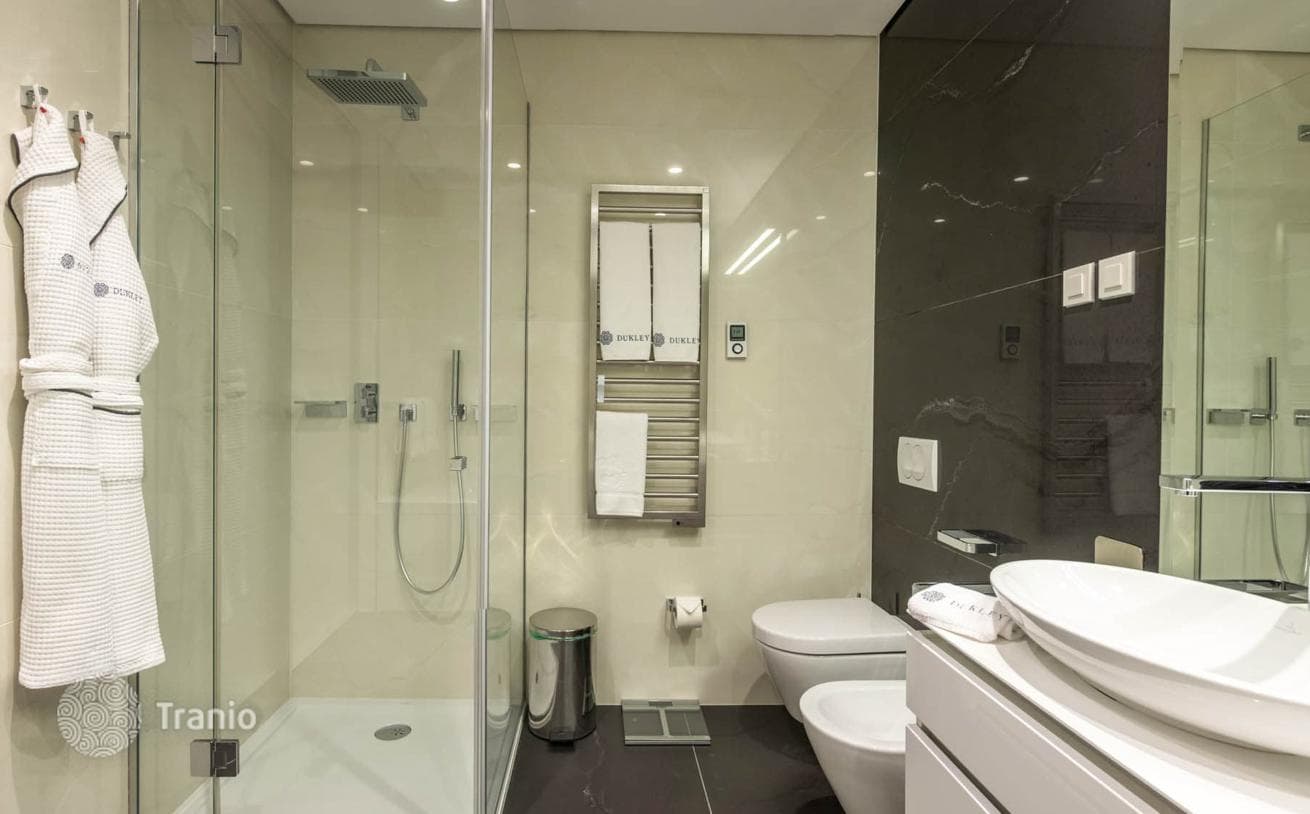 1-Bedroom Apartment with Sea View in Budva, photo 4