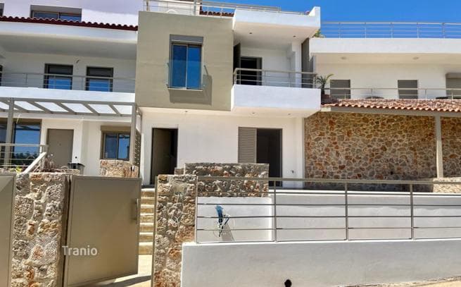 2-Bedroom Apartment in Amouda, Crete