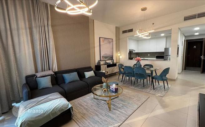 Luxury Beachfront Apartments with Pool in Sharjah, photo 2
