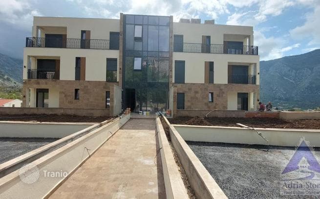 2-Bedroom Penthouse with Roof Terrace in Dobrota, Kotor
