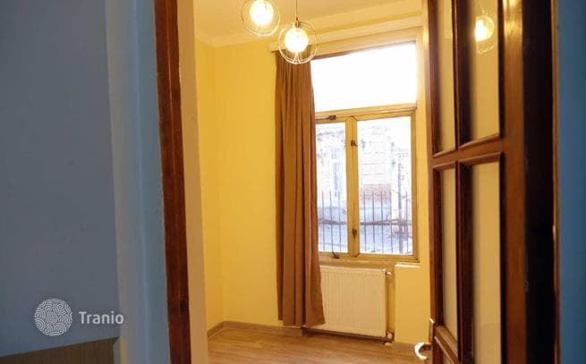 3-Bedroom House in Old Tbilisi, Tbilisi