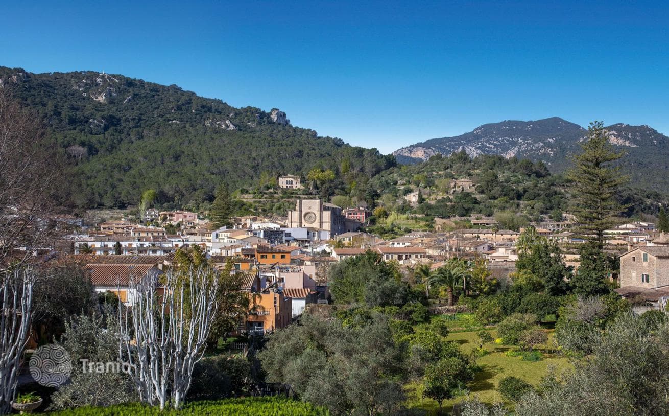 2-Bedroom Townhouse with Private Pool in Esporles, Mallorca, photo 5