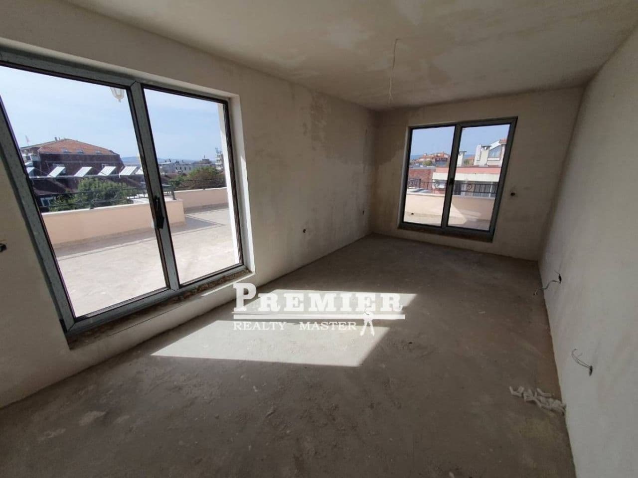 1-Bedroom Penthouse in Nessebar, photo 2