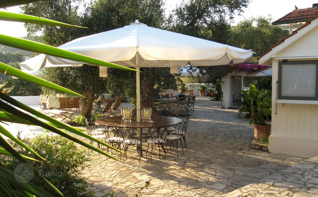 2-Story Villa with Private Pool and Guest House in Gaios, Paxos, photo 3