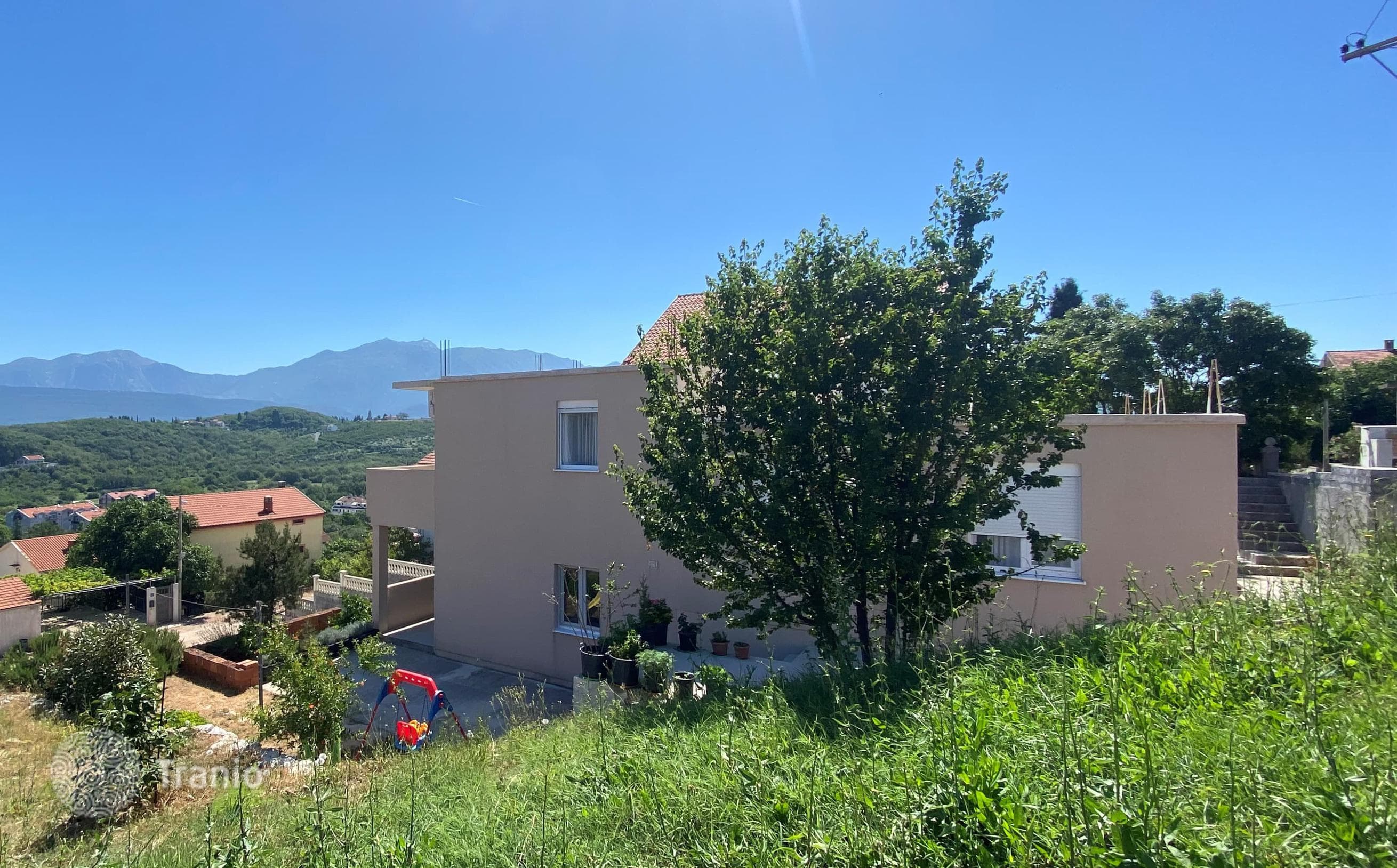 2-Bedroom Villa with Garden in Radovici, Tivat