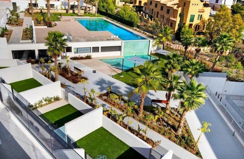 3-Bedroom Penthouse in Finestrat, photo 2