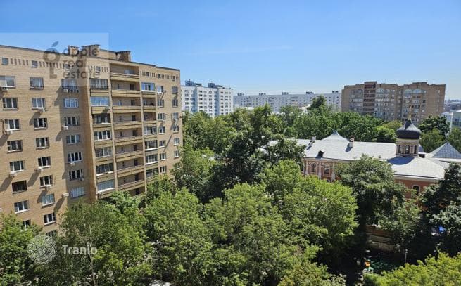 2-Bedroom Apartment with Mosque View in Meshchansky District, Moscow