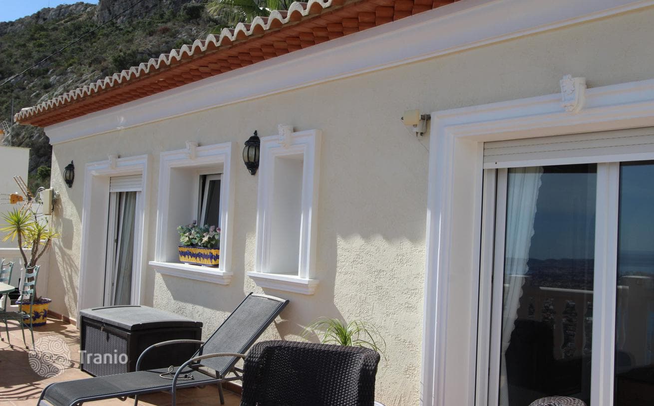 2-Bedroom Villa with Sea View in Calpe, photo 2