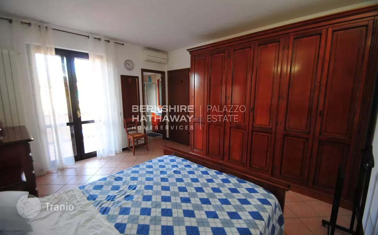 4-Bedroom House in Pietrasanta, Italy, photo 5