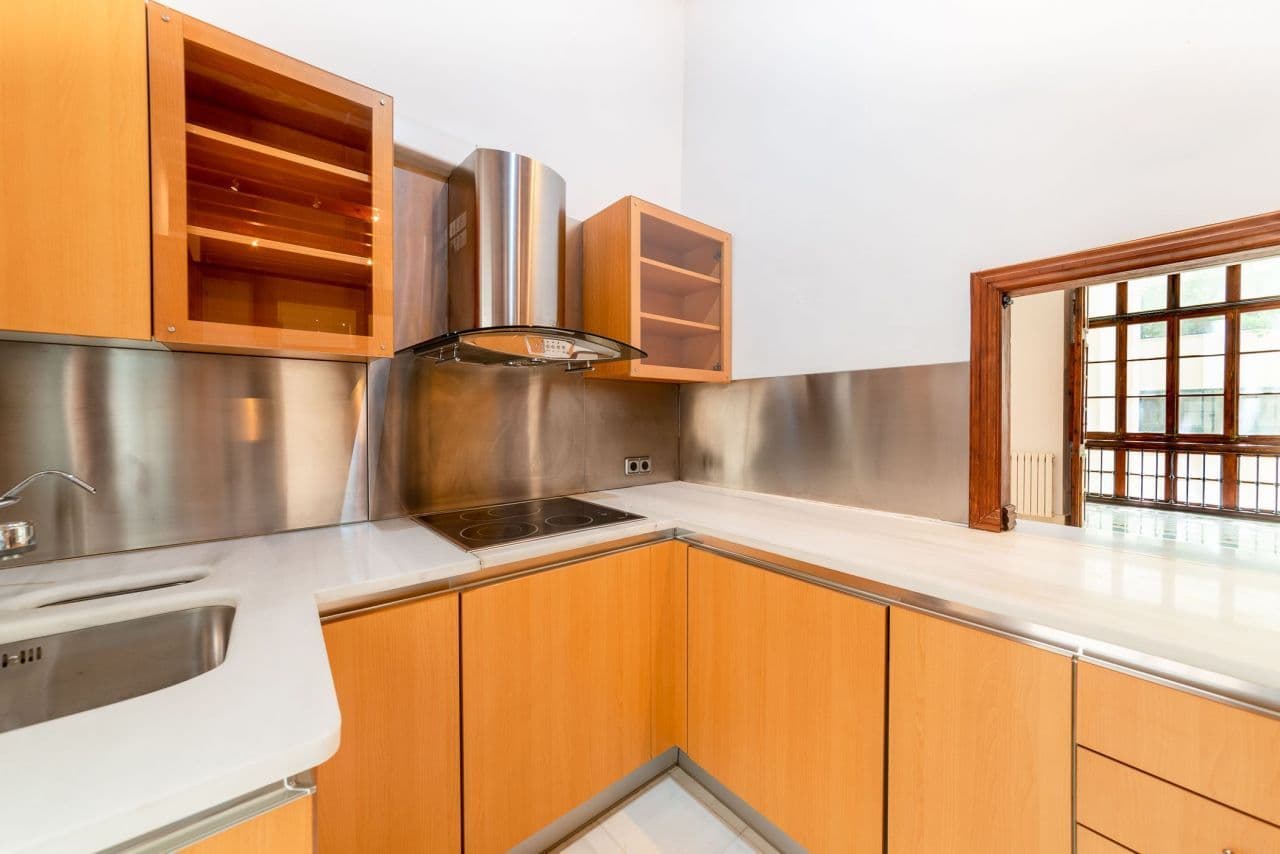 3-Bedroom Apartment in Palma de Mallorca, photo 5