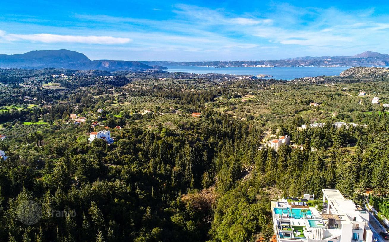 Luxury Villa with Sea and Mountain Views in Almyrida, Crete