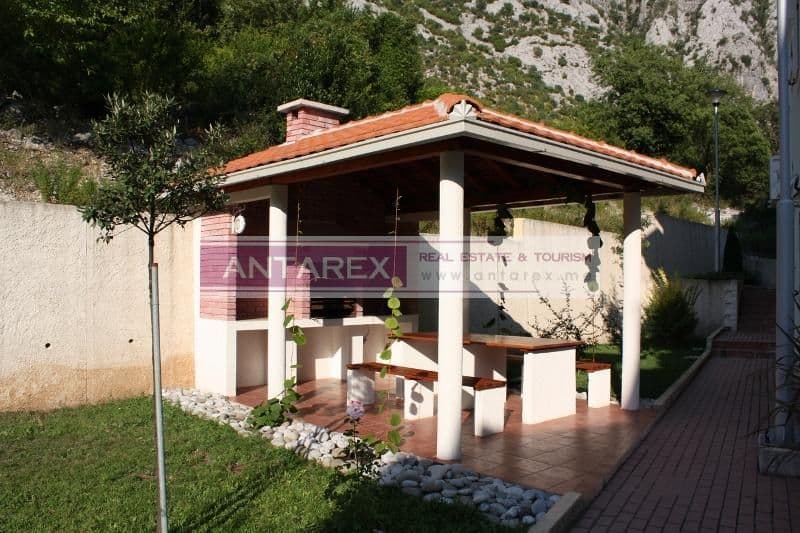 Apartment in Orahovac, Montenegro, photo 5