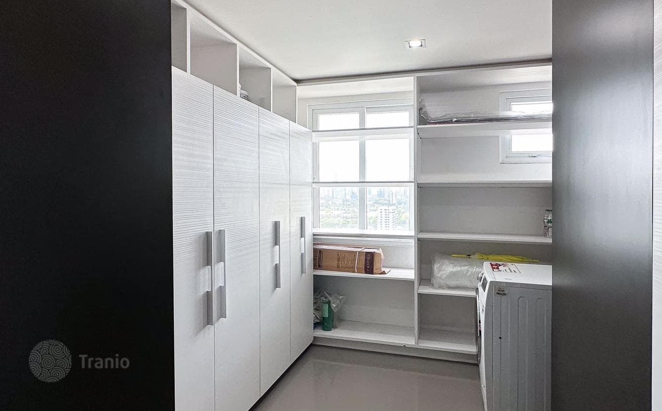 2-Bedroom Penthouse in Khlong Toei, Bangkok