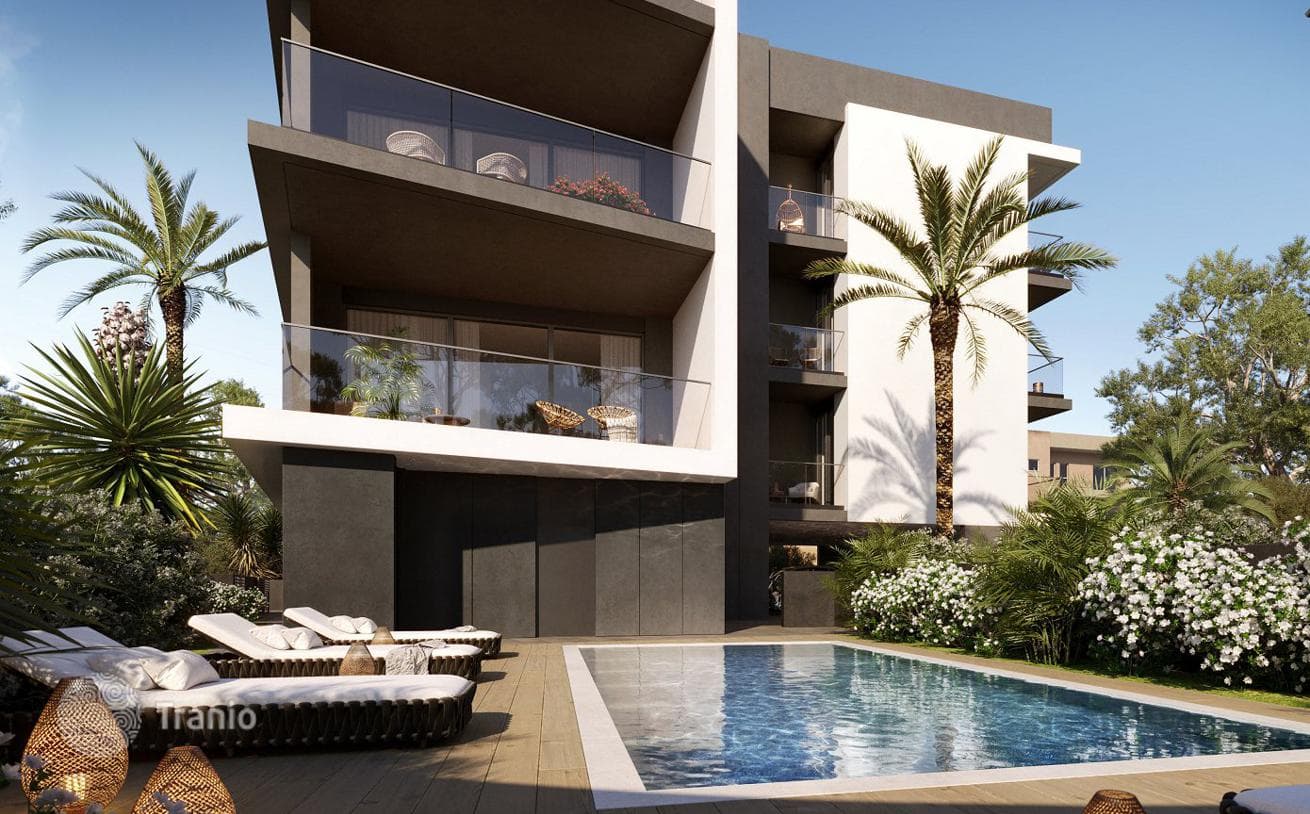 Apartments with Shared Pool 700 m from the Beach in Germasoyia, Limassol, photo 3