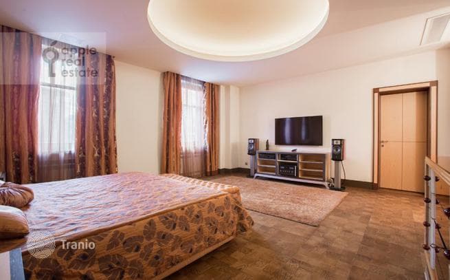 3-Bedroom Apartment with Home Theater in Khamovniki, Moscow