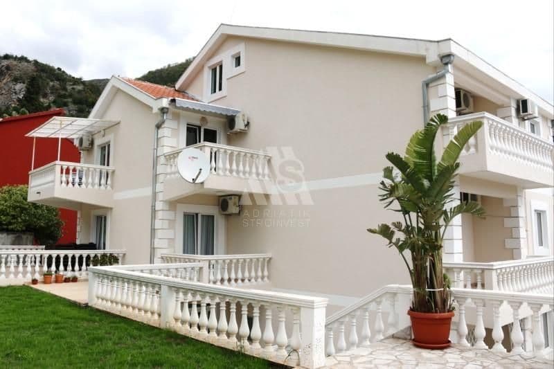 Apartment in Baosici, Montenegro
