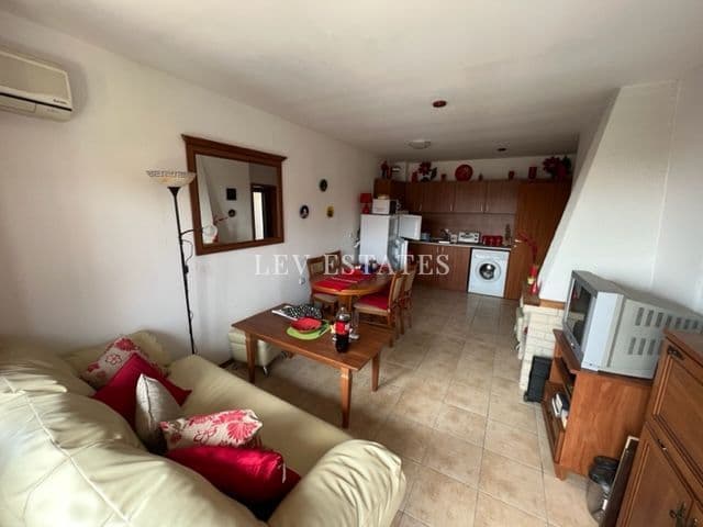2-Room Apartment in Kosharitsa, photo 4