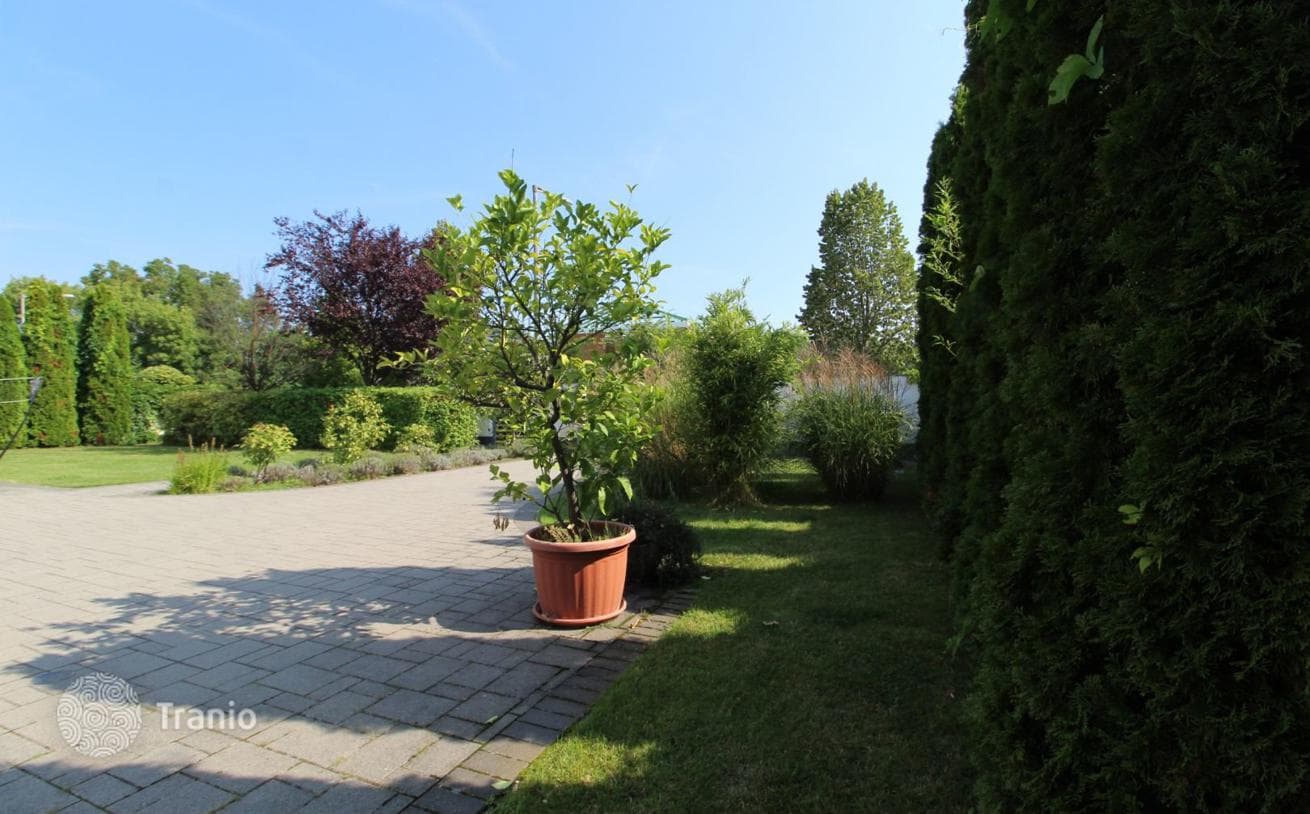 4-Bedroom House in Debrecen, Hungary, photo 2
