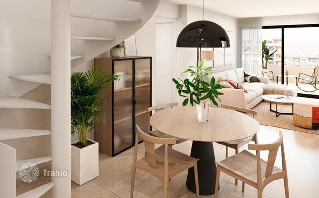Penthouse with Solarium and Sea View in Torrevieja, photo 2