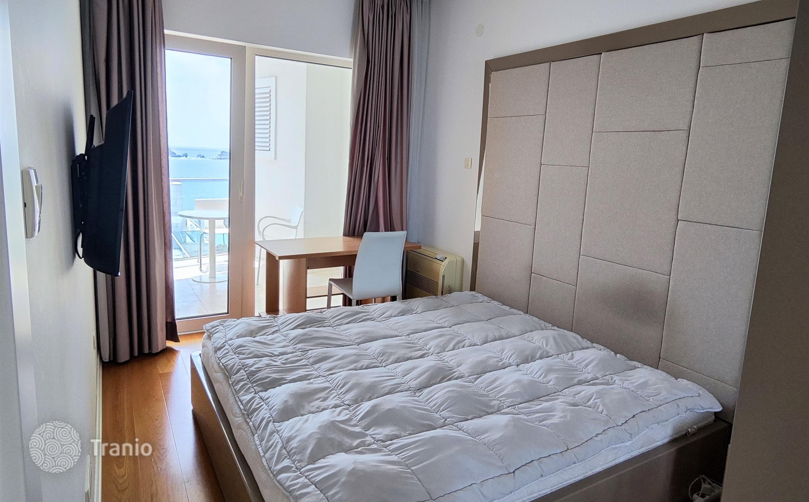 2-Bedroom Apartment with Sea View in Budva, Montenegro, photo 2