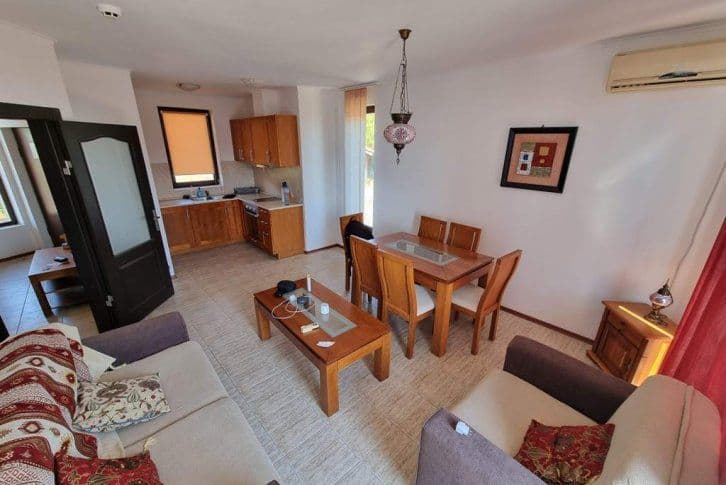 2-Bedroom Apartment in Kosharitsa, photo 3