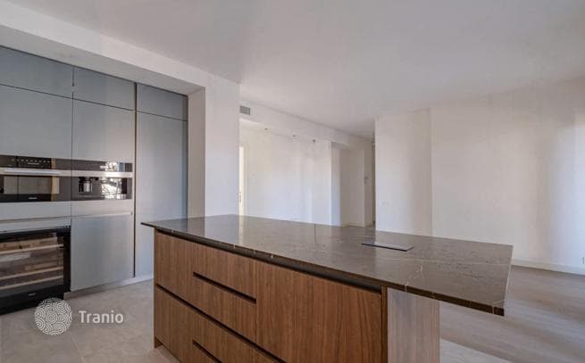 3-Bedroom Apartment in Historic Center, Rome, photo 5
