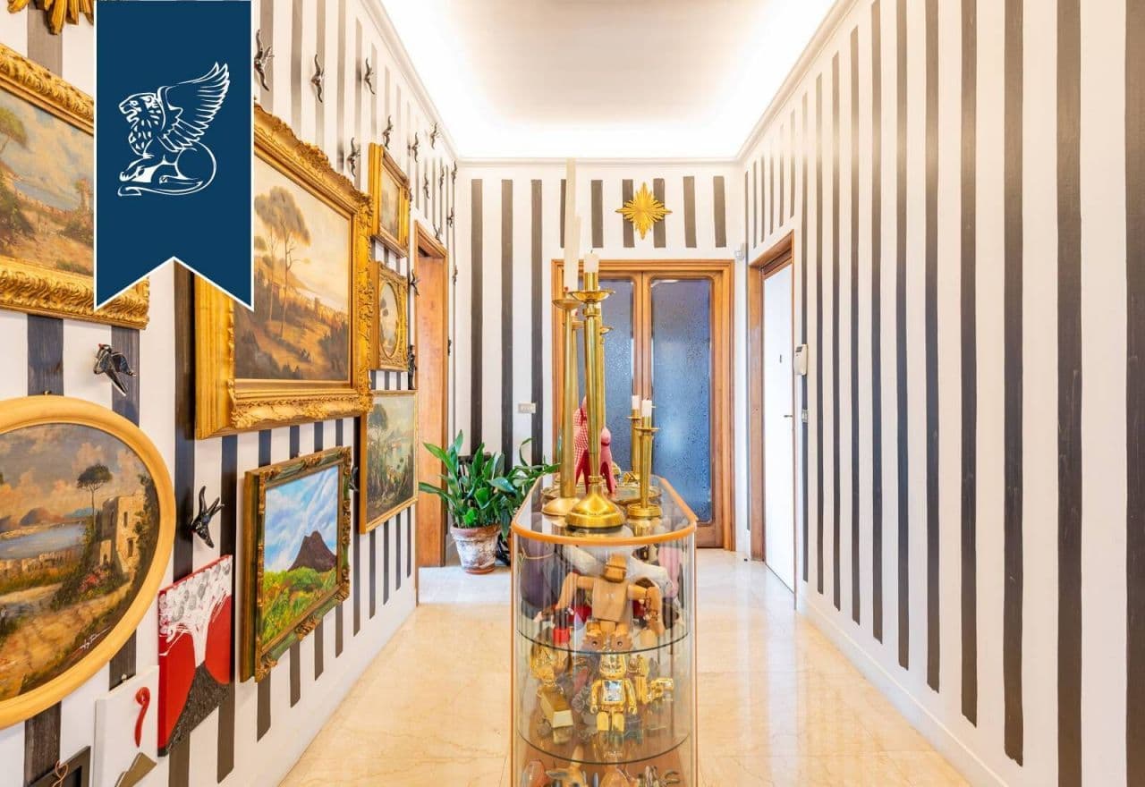 3-Bedroom Apartment in Milan, photo 2
