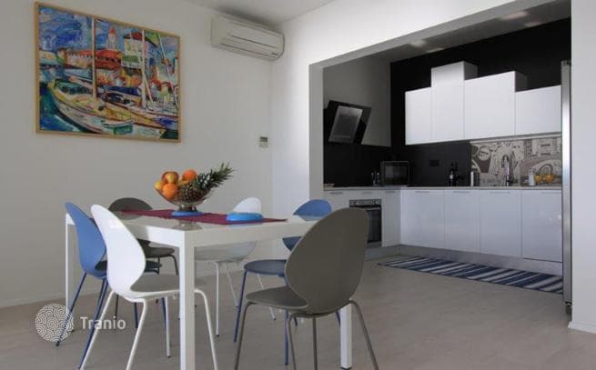 3-Bedroom Villa with Private Pool and Gym in Split, photo 3