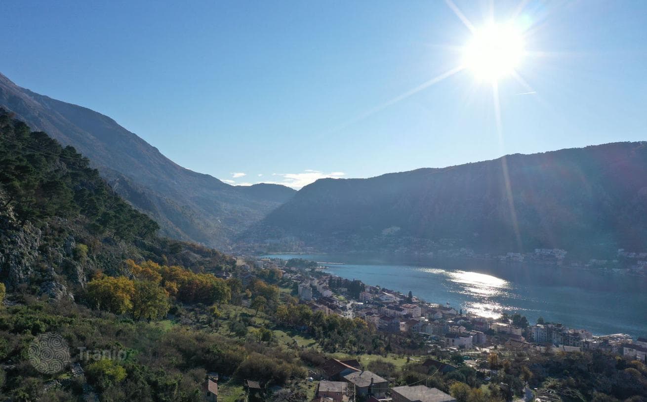 Земельный участок в Доброте, Черногория, фото 3