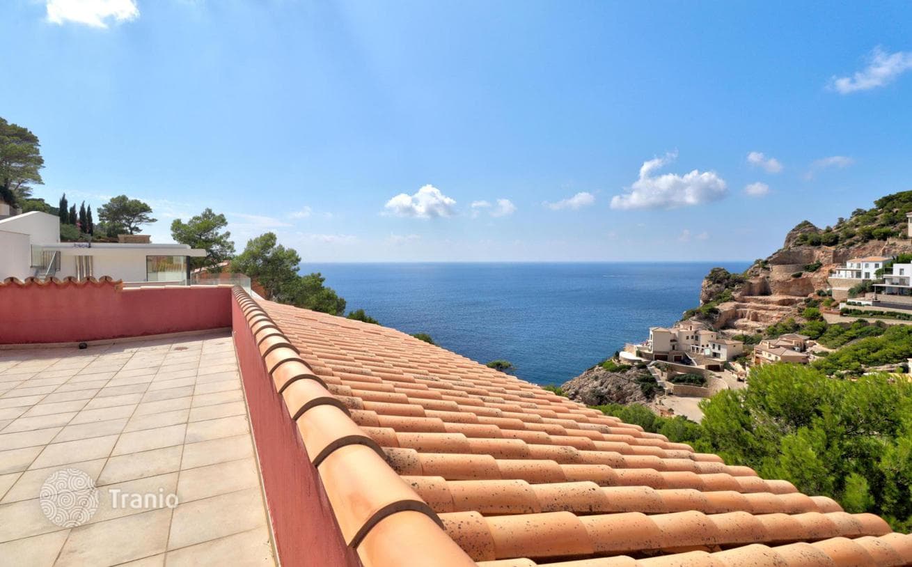 2-Bedroom Villa with Sea View and Private Pool in Andratx, Mallorca, photo 5