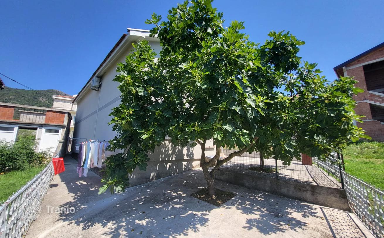 2-Story House in Mrčevac, Tivat