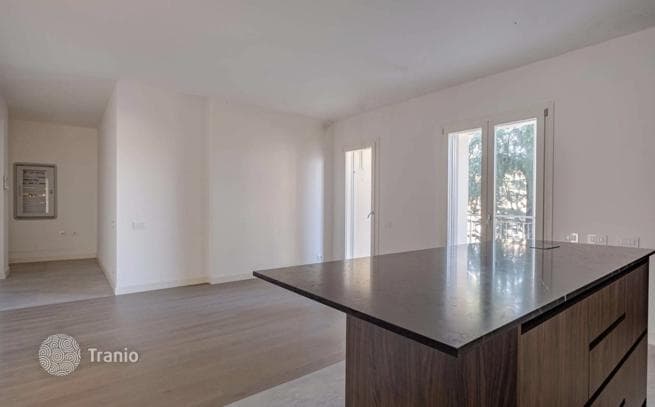 3-Bedroom Apartment in Historic Center, Rome, photo 4