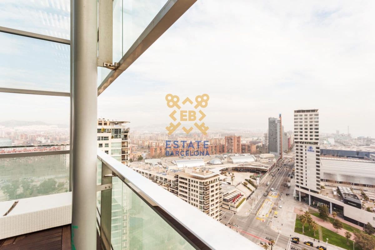 3-Bedroom Apartment in Barcelona, photo 5
