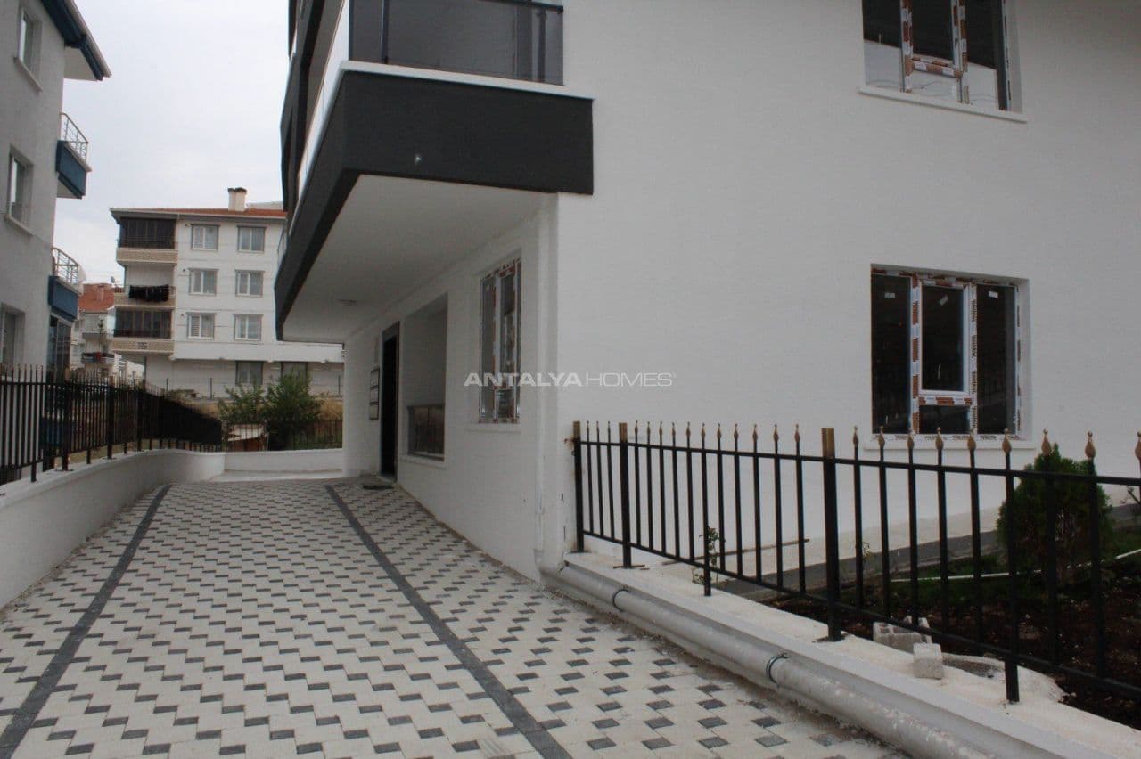 4-Bedroom Apartment in Kecioren, Ankara, photo 3
