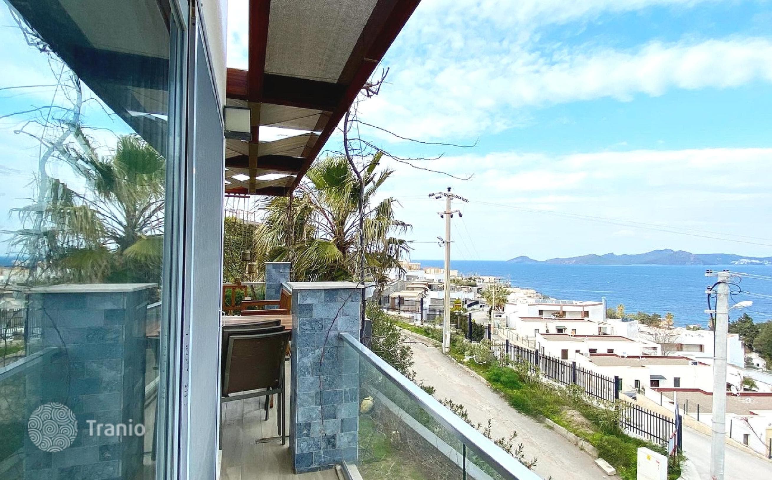 2-Bedroom Apartment with Sea View in Bodrum, photo 3
