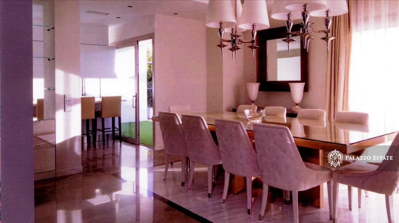 3-Bedroom Apartment in Viareggio