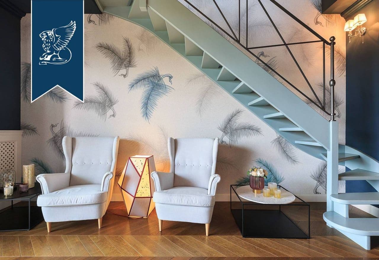 5-Bedroom Apartment in Milan, photo 4