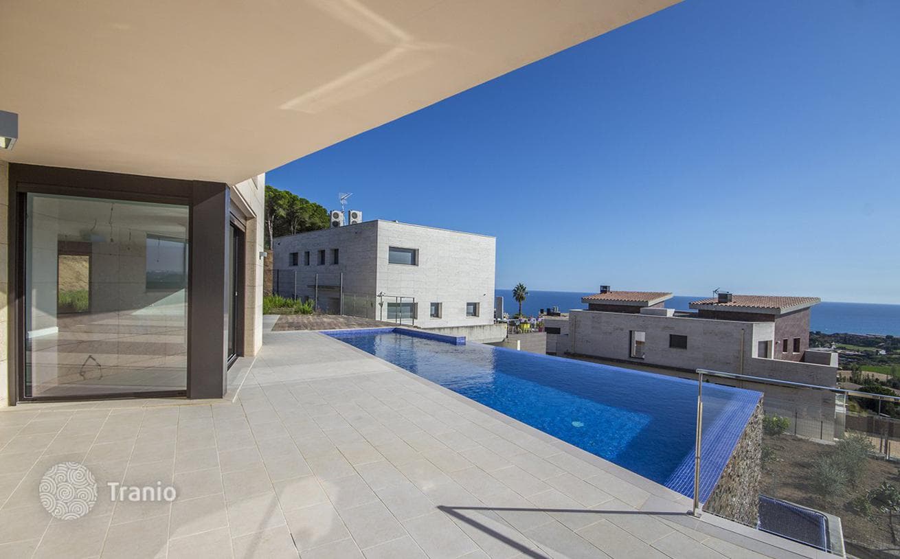 3-Bedroom New Build House with Panoramic Sea Views in Sant Vicenç de Montalt, photo 3