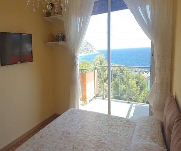 2-Bedroom Apartment in Ospedaletti, Italy