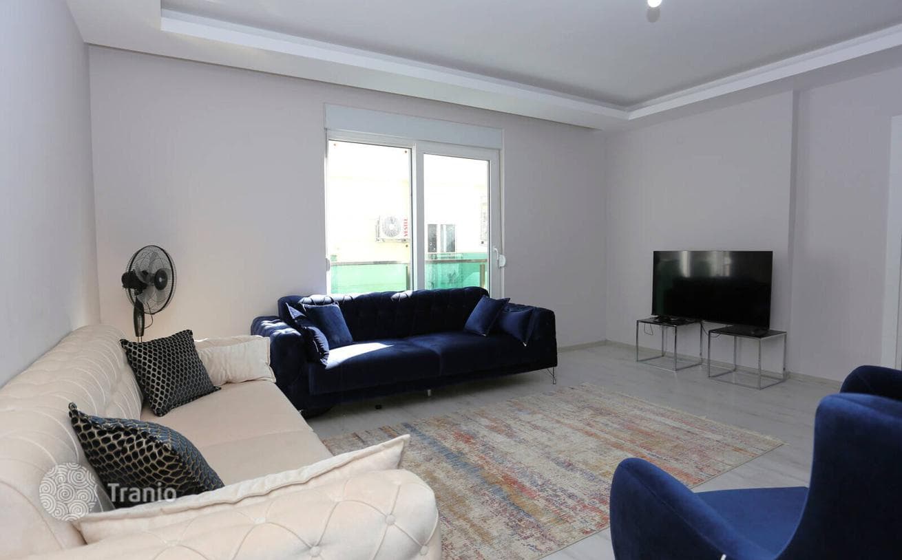 3-Bedroom Furnished Apartment Near the Beach in Konyaalti, Antalya