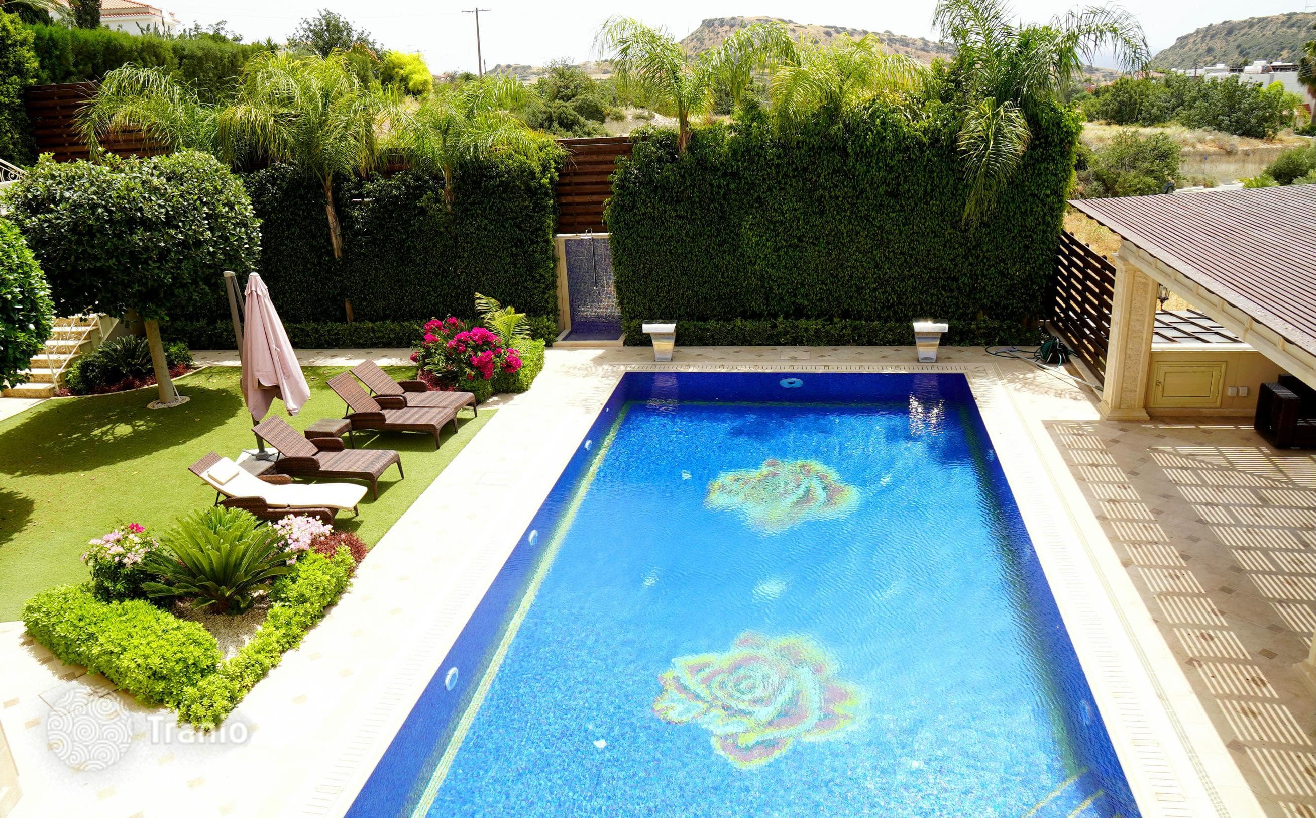 5-Bedroom Palace-Style Villa in Agios Tychonas, Limassol, photo 3