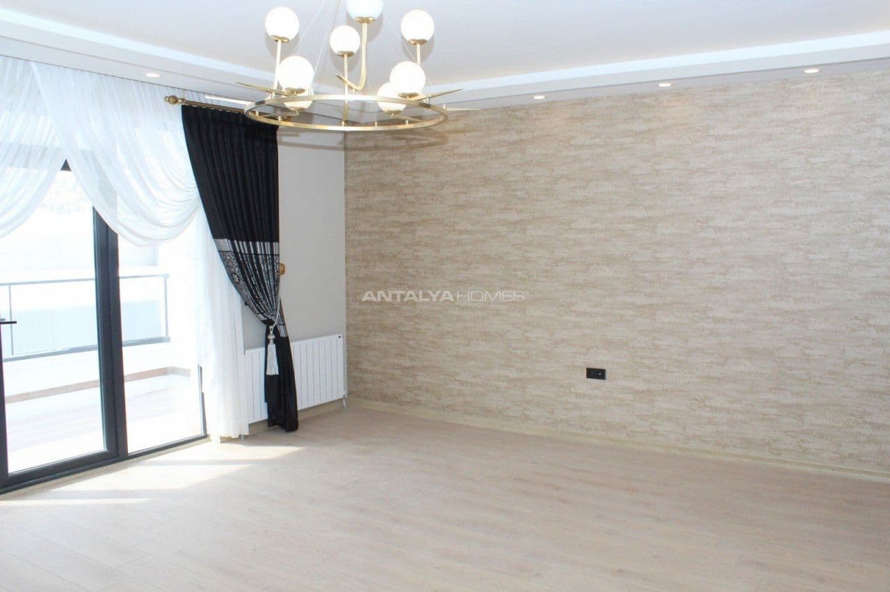 4-Bedroom Apartment in Golbasi, Ankara, photo 3