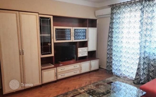 11-Room Townhouse with Guest Rooms in Heviz, Hungary, photo 3
