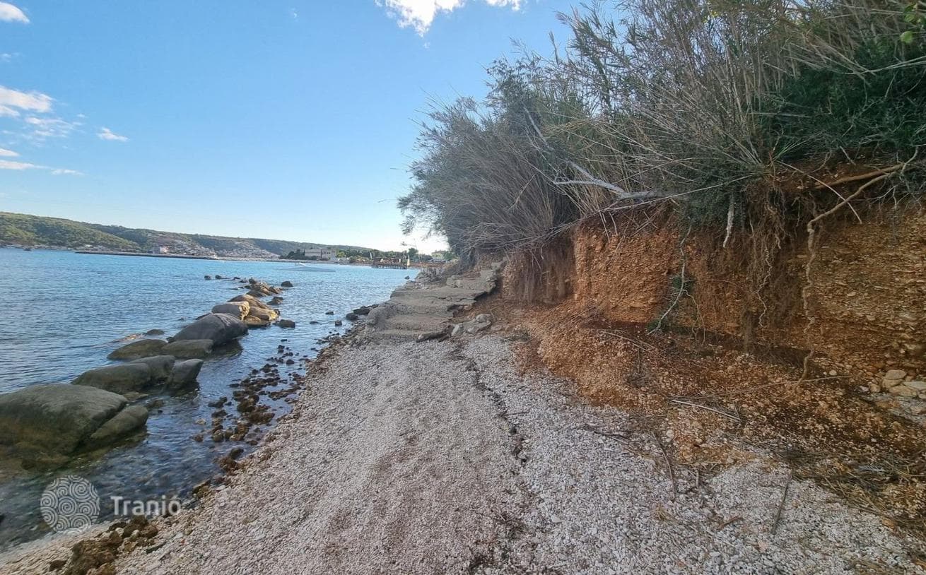 Land Plot in Kastel, Croatia, photo 3