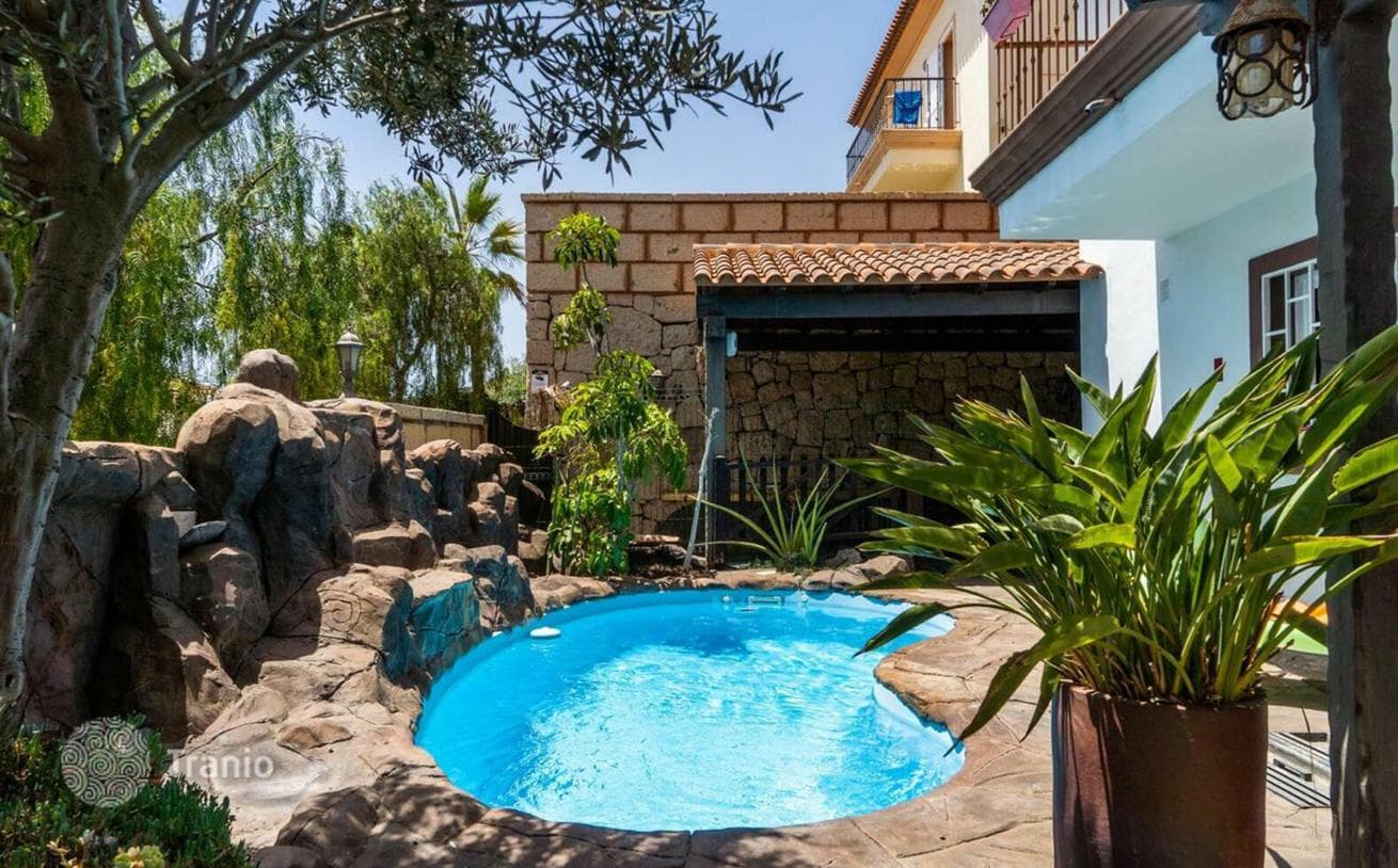 3-Bedroom Villa with Private Pool and Ocean Views in Chayofa, Tenerife, photo 2