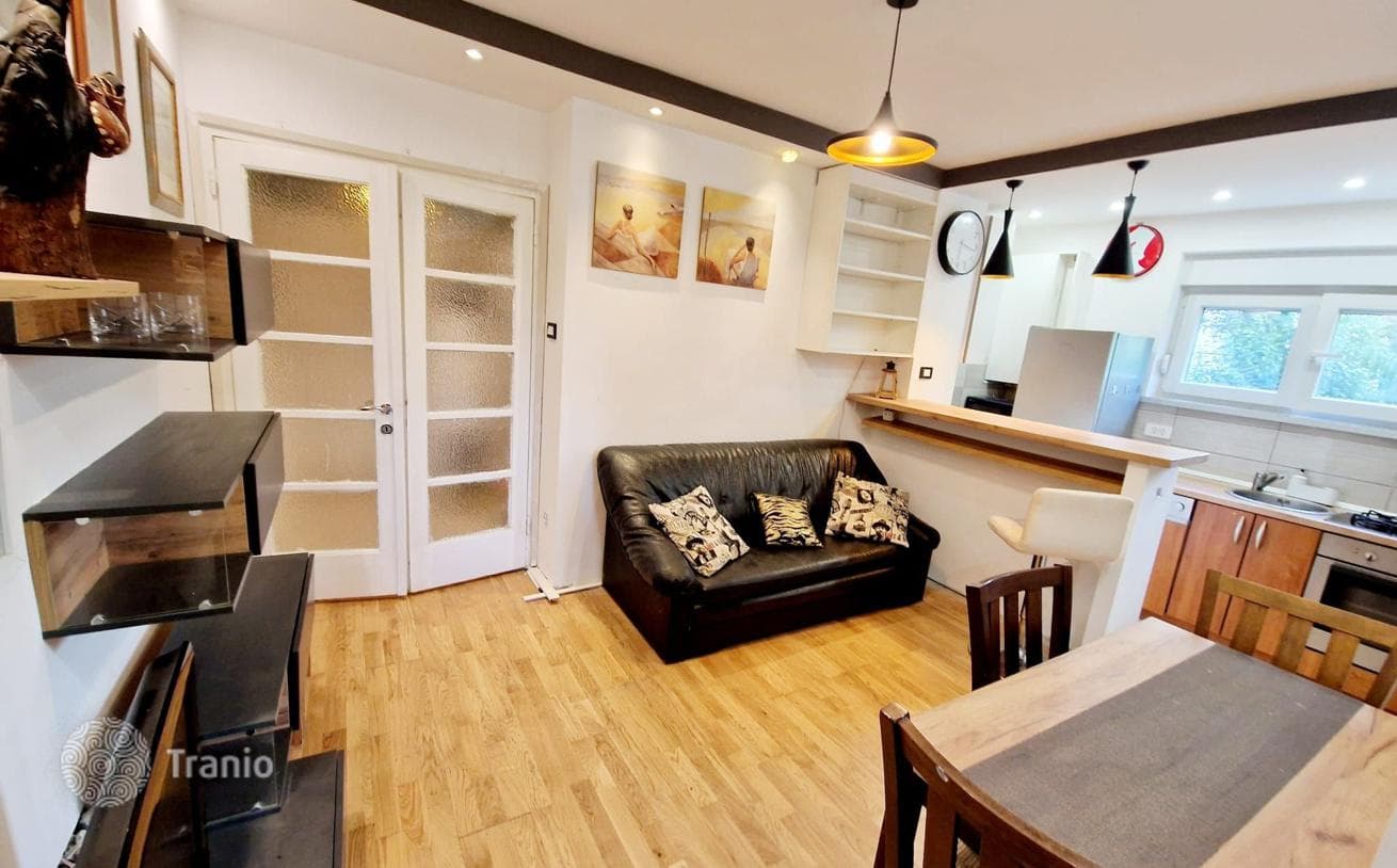 2-Bedroom Apartment with Parking and Terrace in Pecine, Rijeka, photo 2