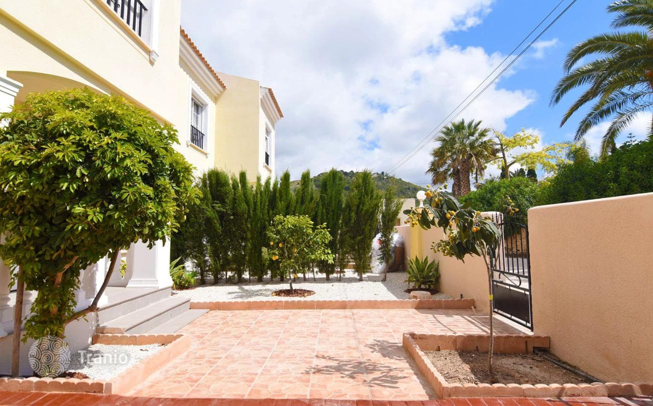 2-Bedroom House in Calpe