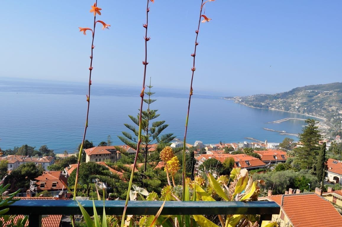 3-Bedroom Penthouse in Ospedaletti