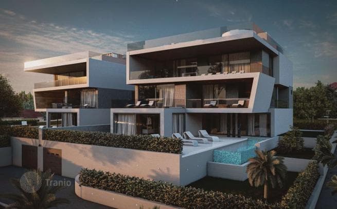 3-Bedroom Apartment with Pool in Kozino, photo 4
