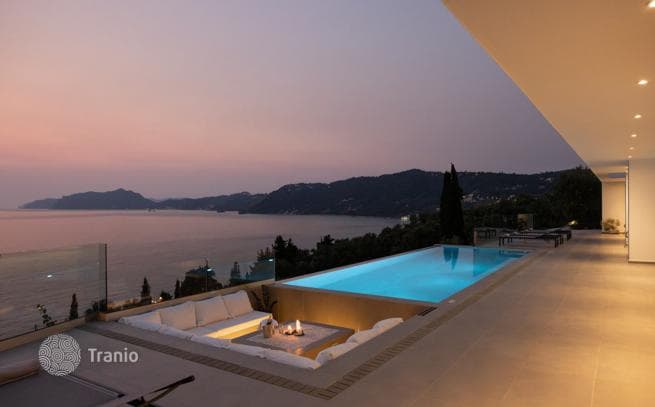 4-Bedroom Villa in Pentati, Corfu, photo 4